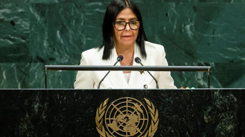 Delcy Rodríguez faz discurso ambíguo na ONU, promete ‘democracia plena’ na Venezuela, mas não dá prazo para novas eleições