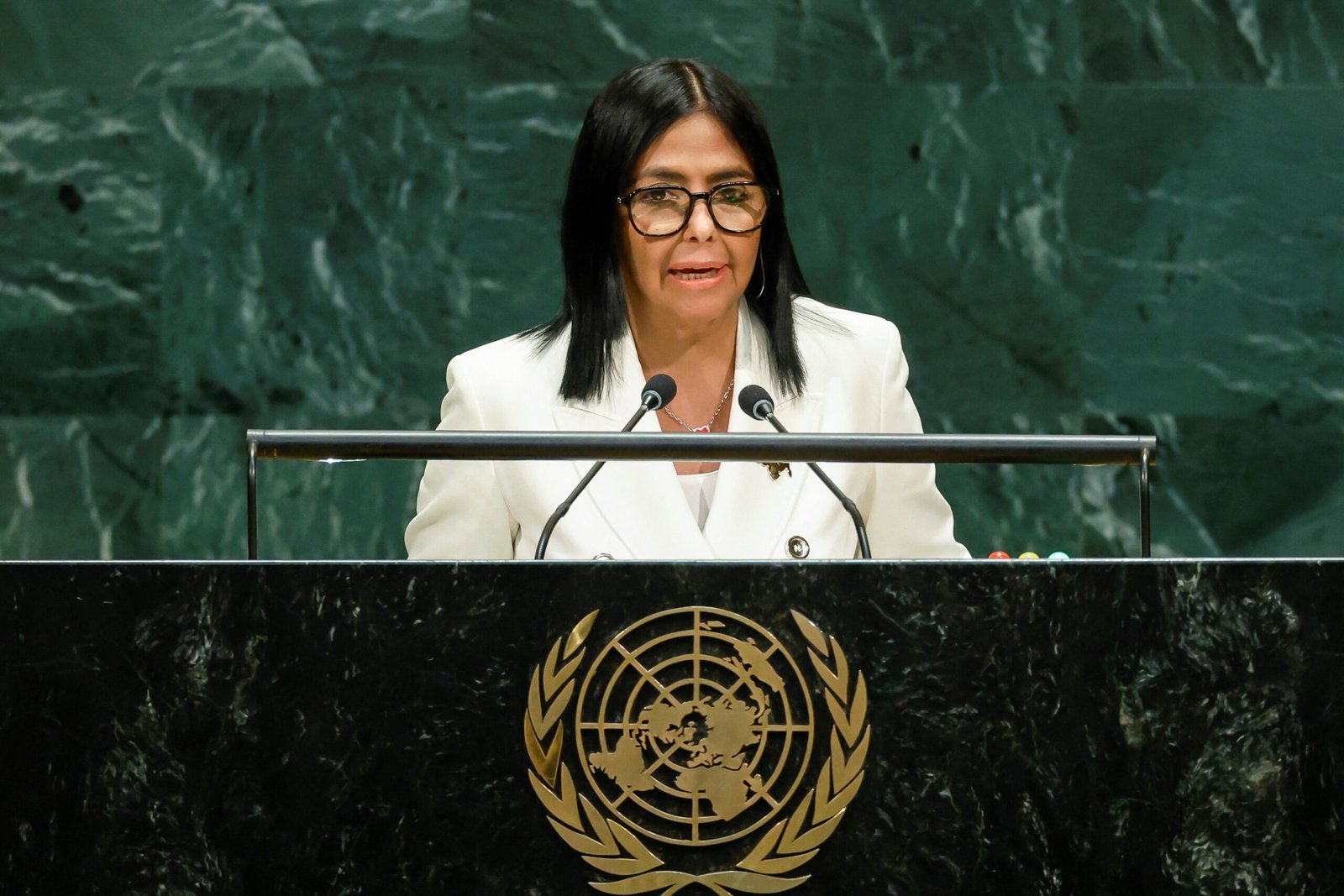 Delcy Rodríguez faz discurso ambíguo na ONU, promete ‘democracia plena’ na Venezuela, mas não dá prazo para novas eleições