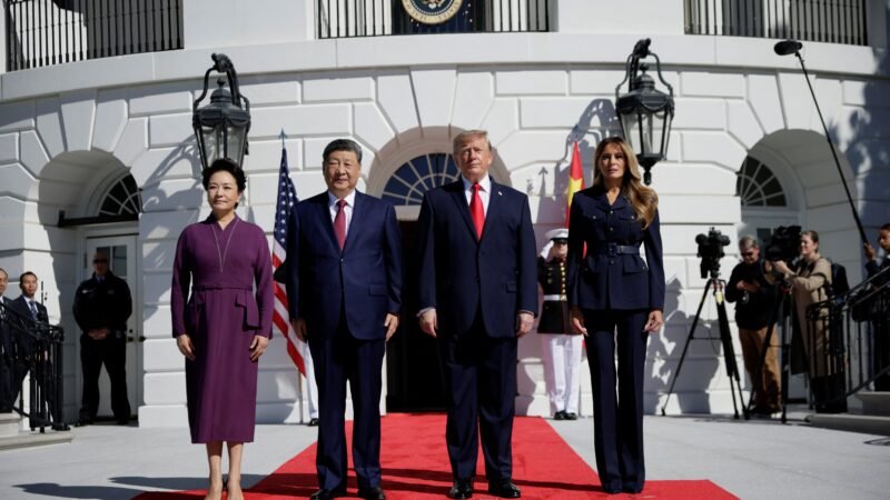 Trump minimizou venda de armas a Taiwan e perguntou a Xi Jinping se ele queria comprar armas dos EUA, diz embaixador americano em Pequim