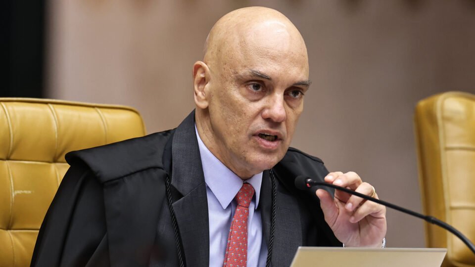 Novo pede que Moraes seja impedido de votar em processo no qual é alvo