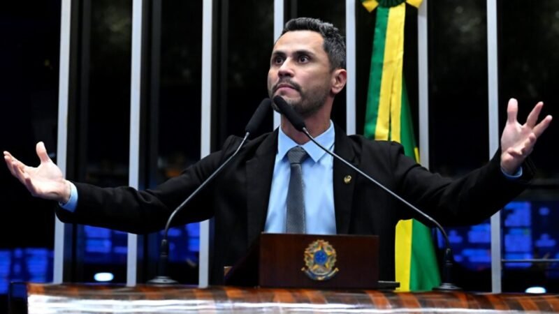 Cleitinho se explica após críticas por vídeo ao lado de Alcolumbre
