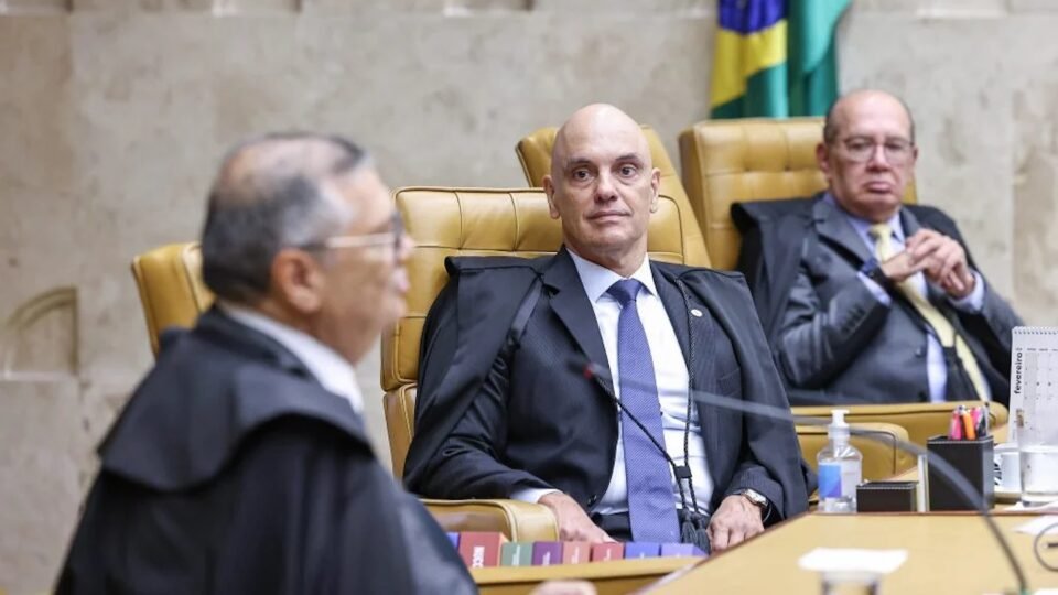 STF exacerba politização abrindo balcão de negócios com futuros congressistas