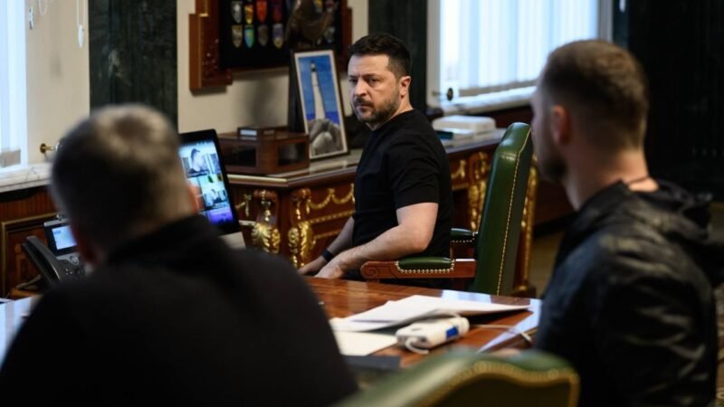 Zelensky denuncia uso de munição fragmentada em ataque da Rússia contra Kiev